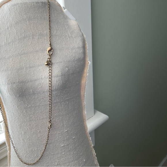 EMERALD AND BLUE FAUX RHINESTONE NECKLACE AND MATCHING EARRINGS SET, VINTAGE - Picture 5 of 6